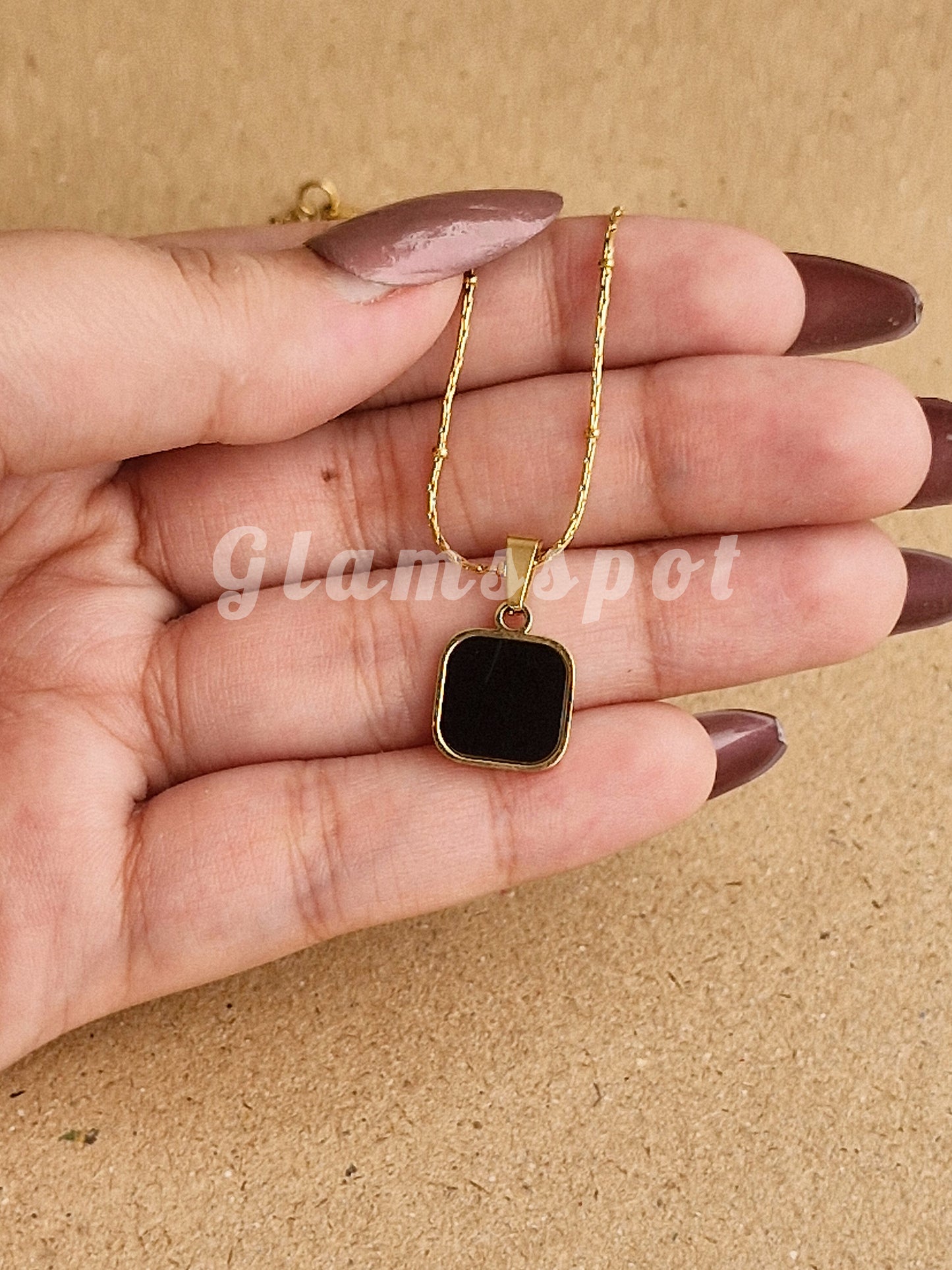 Square Pendant Black