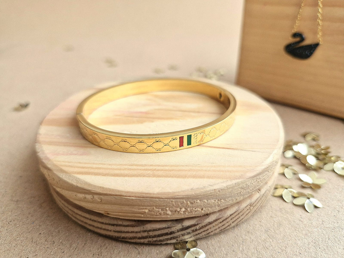Gucci Handcuff