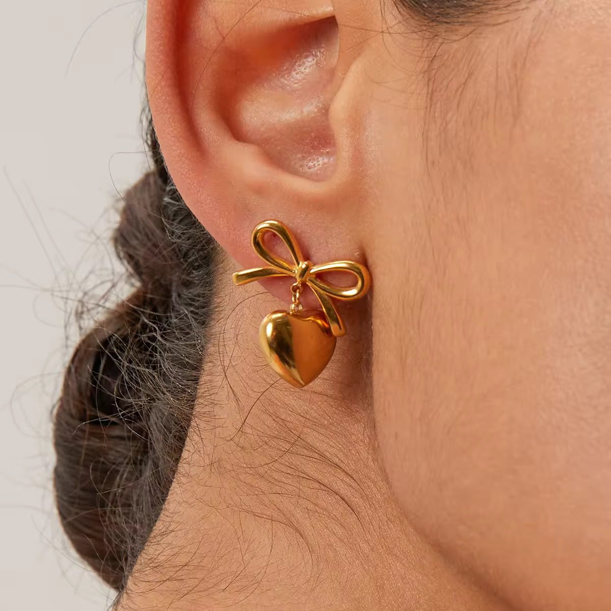 Bow Heart Earings