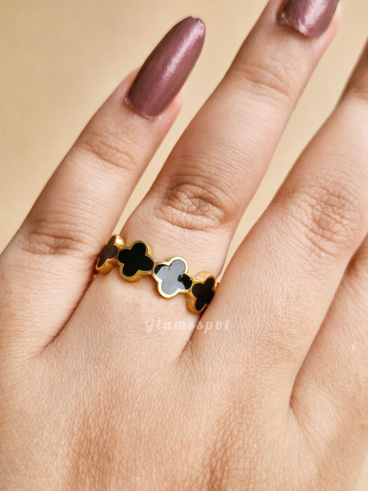 Black Vancleef Ring