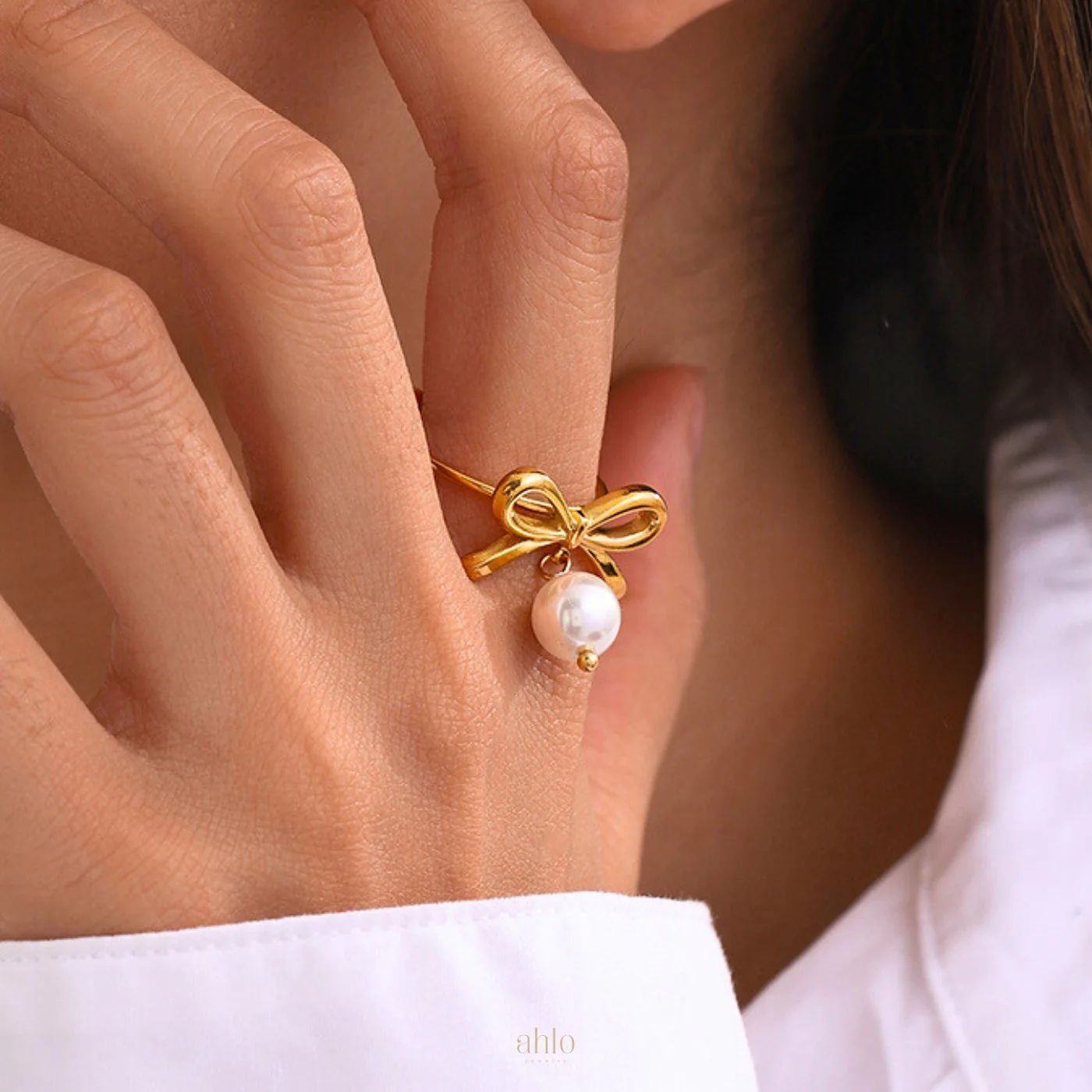 Pearl Bow Ring Adjustable