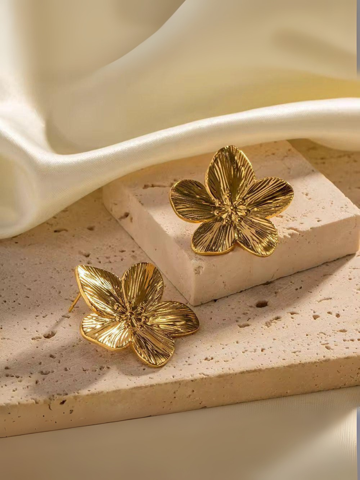 Flower Studs