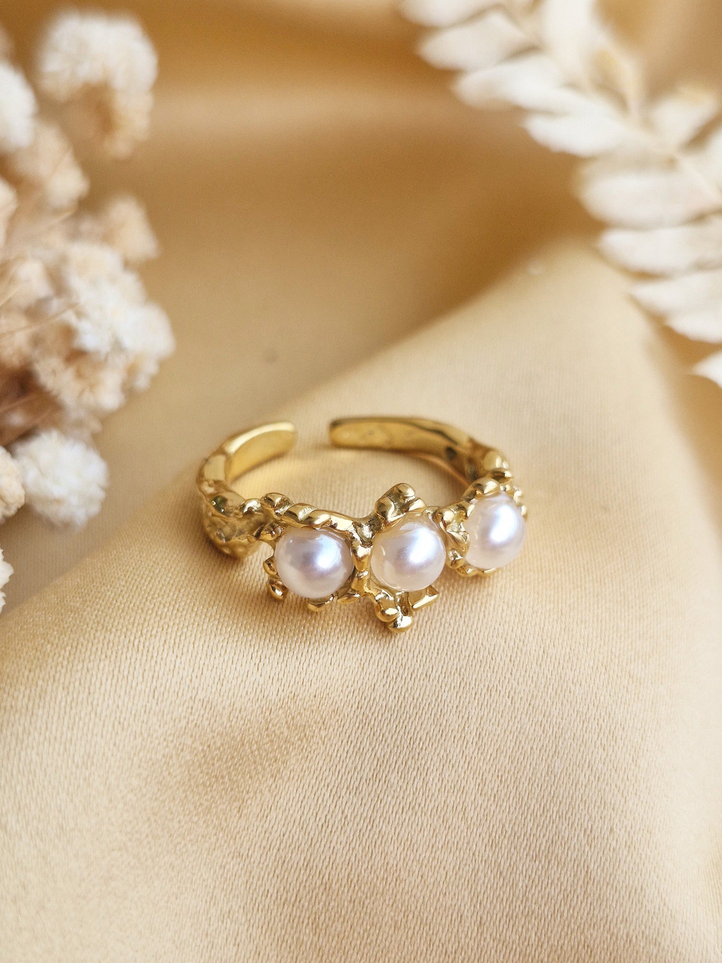 Baroque Triple Pearl Ring
