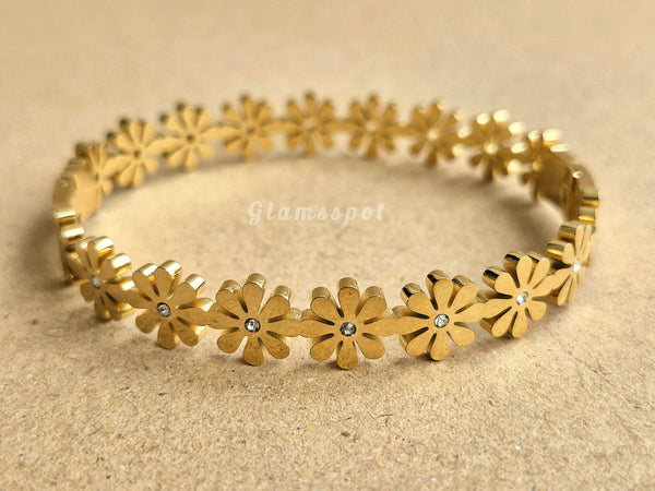 Daisy Gold Handcuff