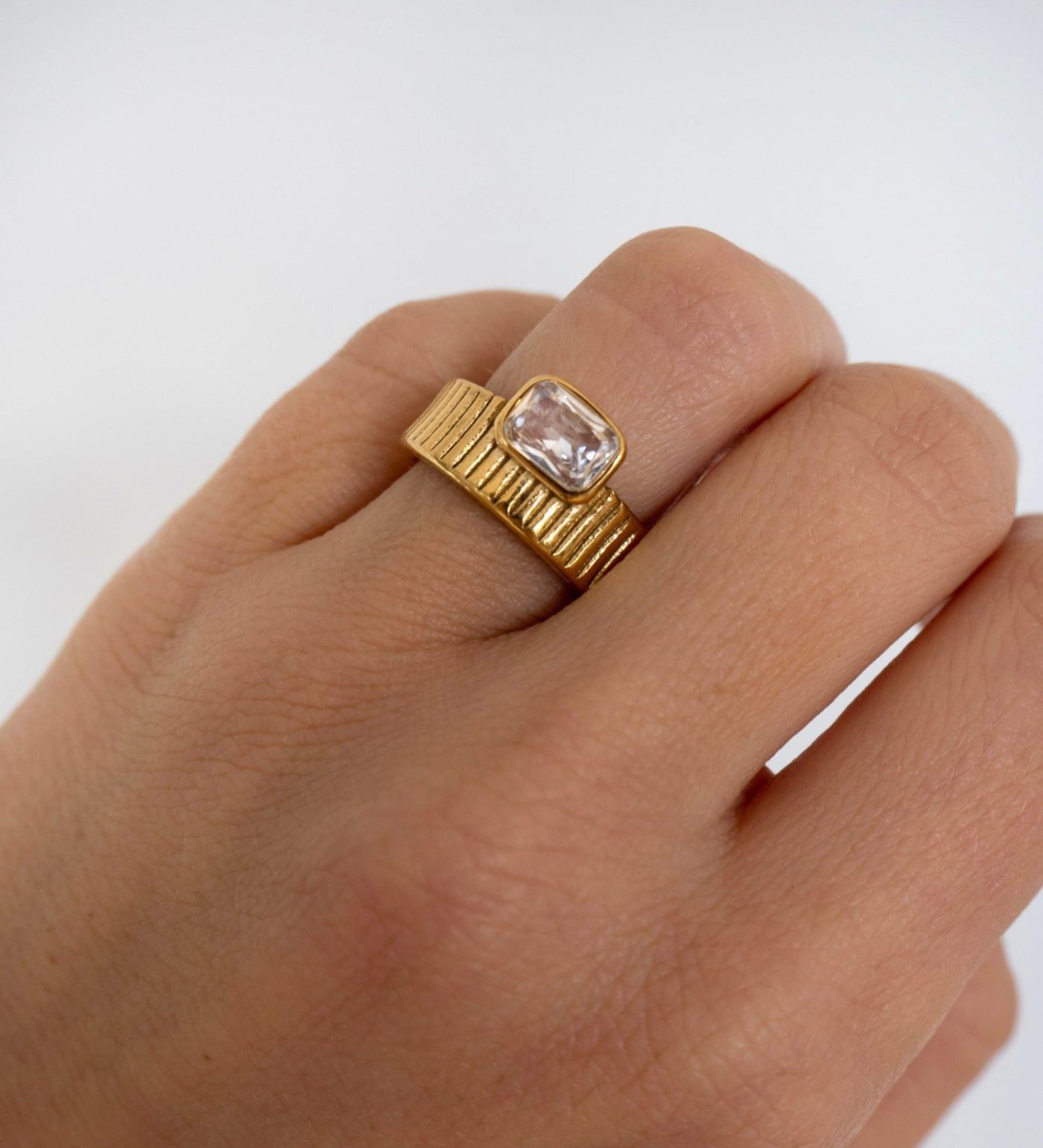 Chich Pearl Ring