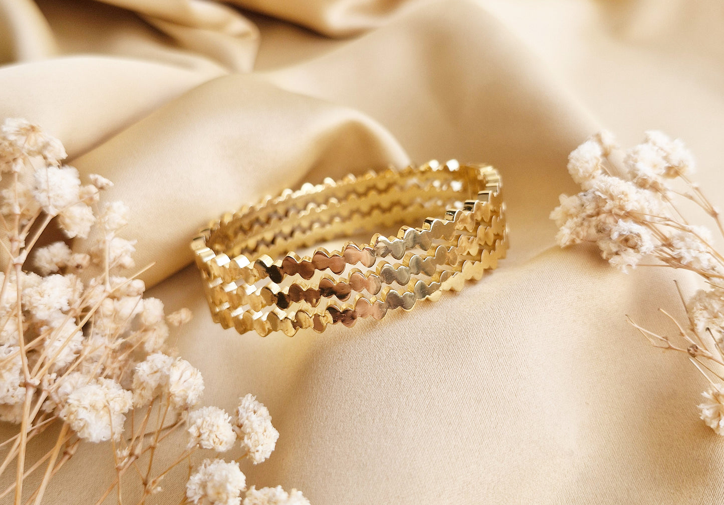 Golden Tide Cuff Gold Plated Handcuff