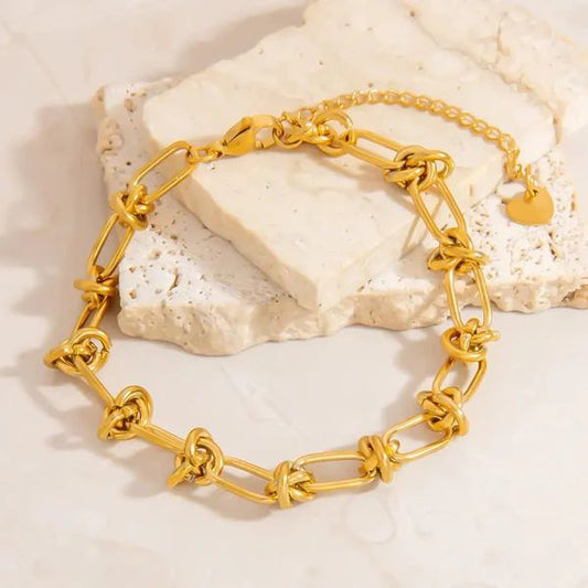 Gold twited Bracelet